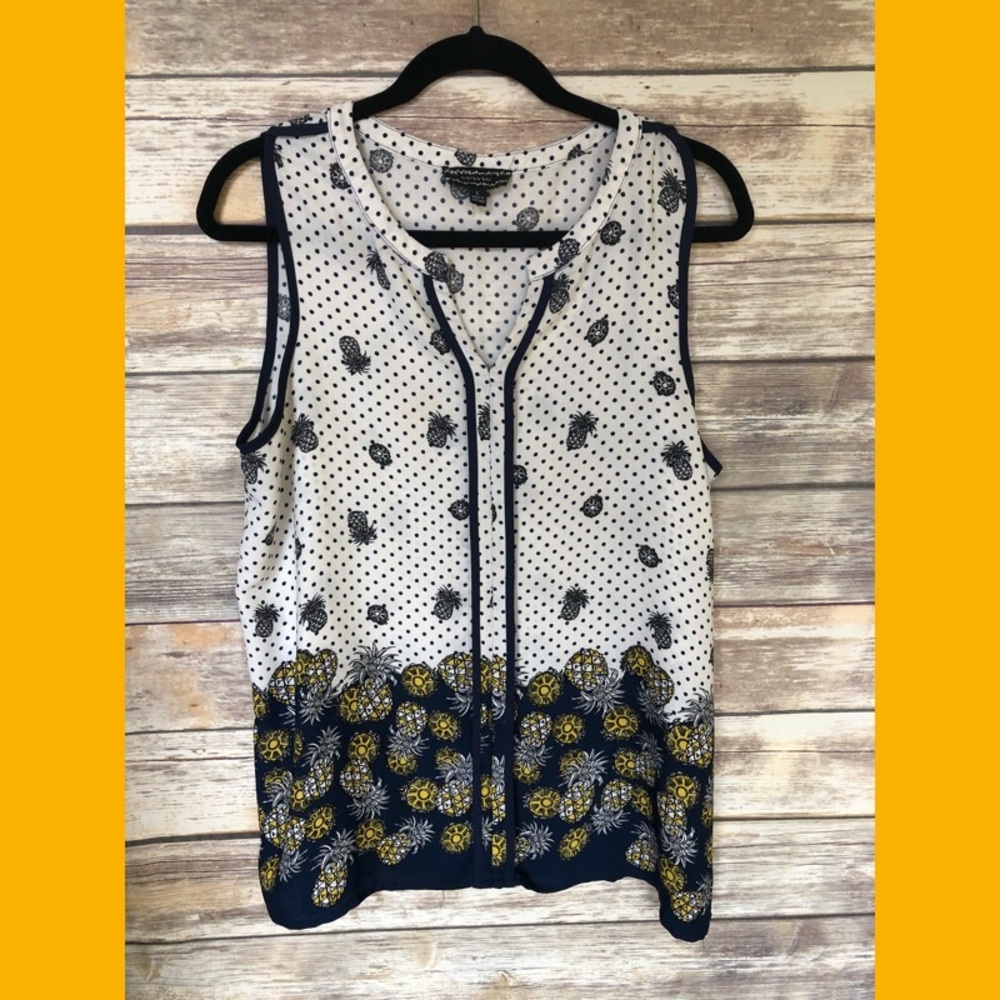 Pineapple 🍍 Corvia tank top women’s large